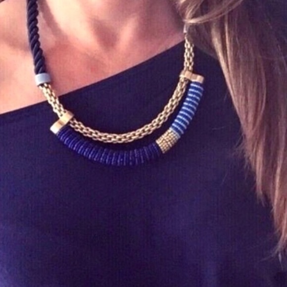 :: Stella & Dot Marine Hand Beaded Necklace - Picture 8 of 11